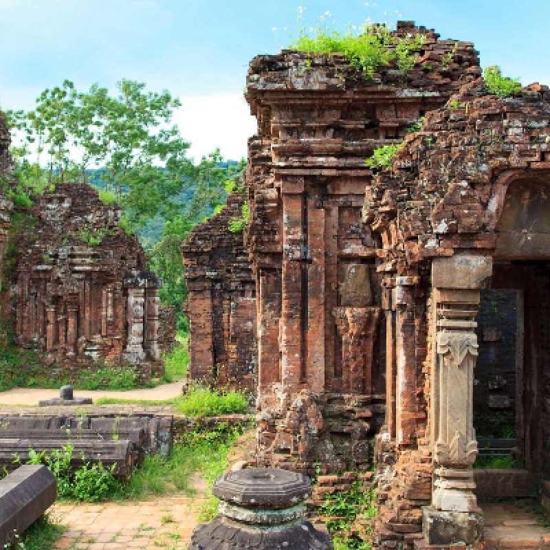 Central Region of Vietnam : Central Heritage 6 Days 5 Nights by Sanna Tour 3