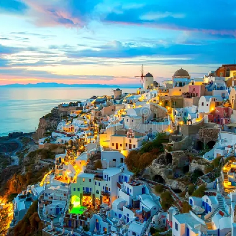 Quintessential Santorini Tour 4