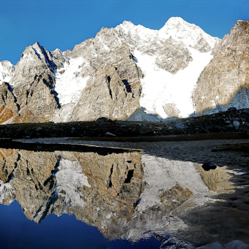 K-2 Circular Trek (Baltoro K-2 Base Camp & Gondogoro La) 2