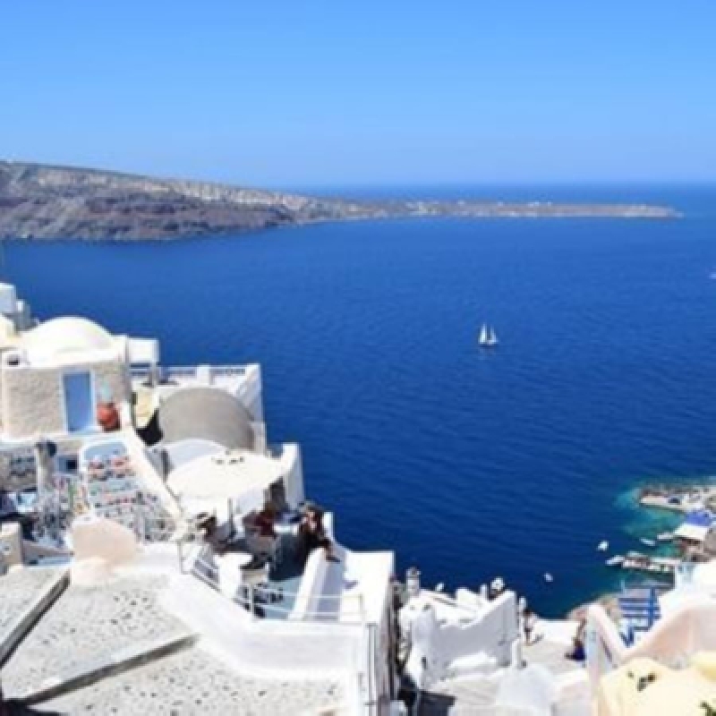 Santorini Day-Cruise to the Volcanic Islands 4