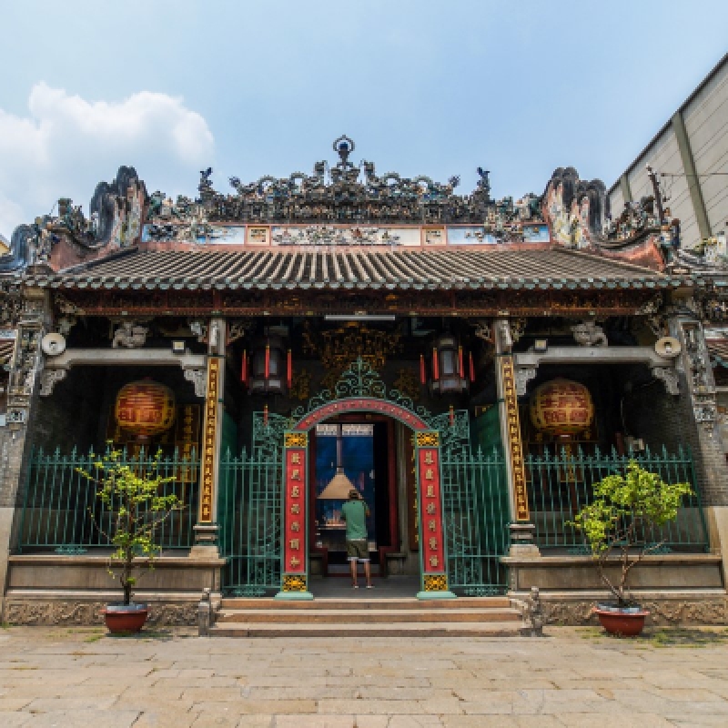 Saigon Cultural Historical Morning Tour Bridge Cathedral Local Markets 1