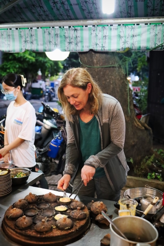 Explore Hidden Gems of Saigon Local Foods Culture Streets Bike Tour 4