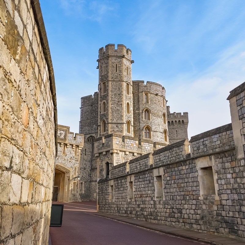 Stonehenge and Windsor Tour from London with Entry Tickets 2