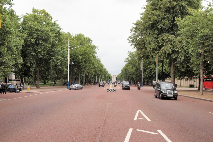 London: Changing Of The Guard Self Guided Tour with an APP 2