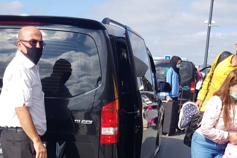 Transfer from Cairo Or Giza hotels to Cairo Airport 2
