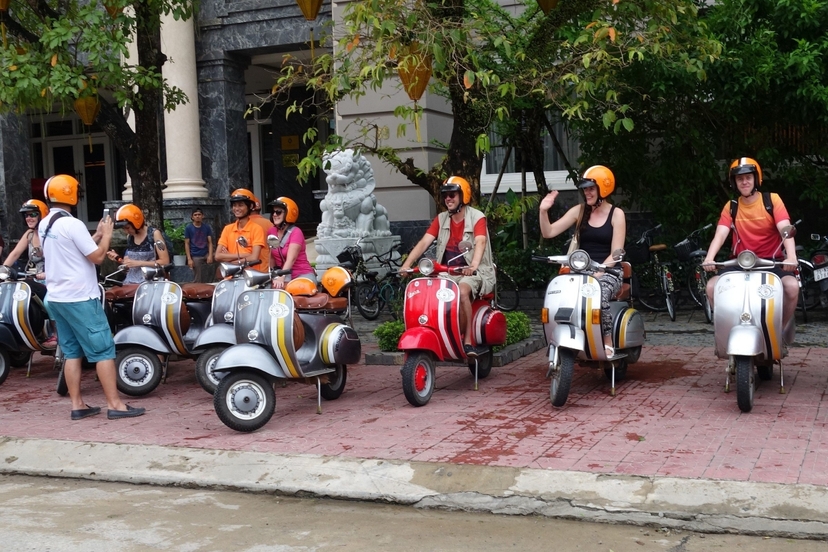 4 Days Explore Hanoi with Vespa Tour 3