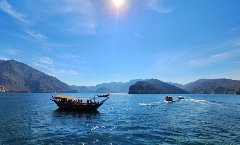 Full day dhow cruise to the fjords of Musandam 3
