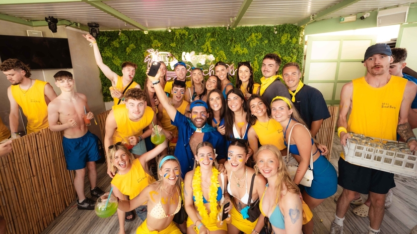 Bar Crawl Nightlife Party Tour Greece Experience 3