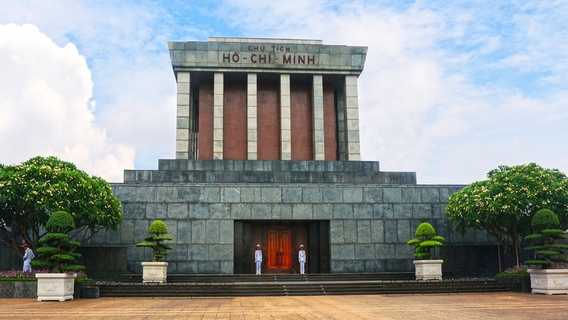 Vietnam’s UNESCO Legacy - Customizable 4