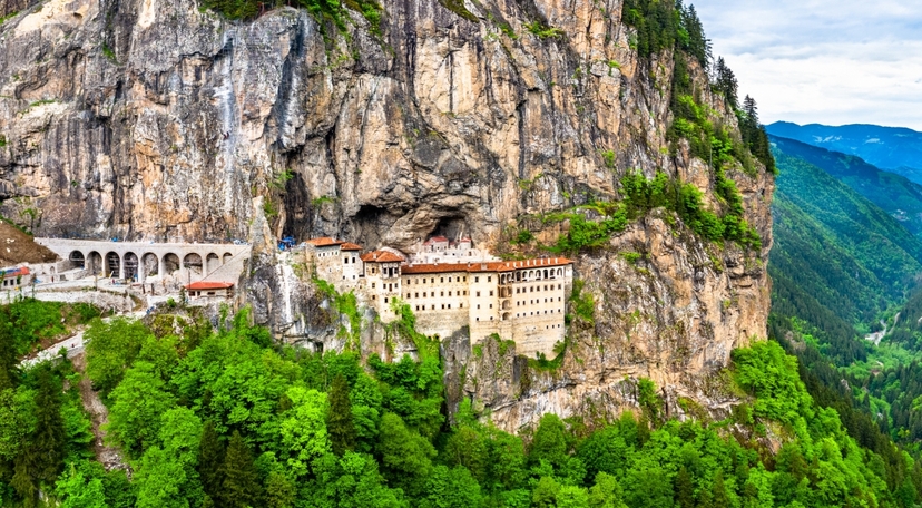 14 Day Best of Turkey Tour: Istanbul, Pamukkale, Antalya ,Cappadocia & Trabzon 2