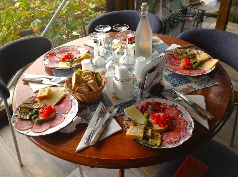 Explore Pompeii and Mt Vesuvius with Lunch and Wine Tasting from Naples - Private tour 4
