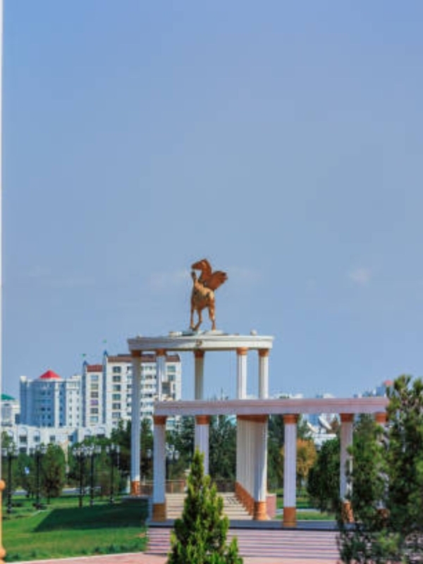 4-Day Tour through the Untamed Beauty of Ashgabat and Darvaza 4