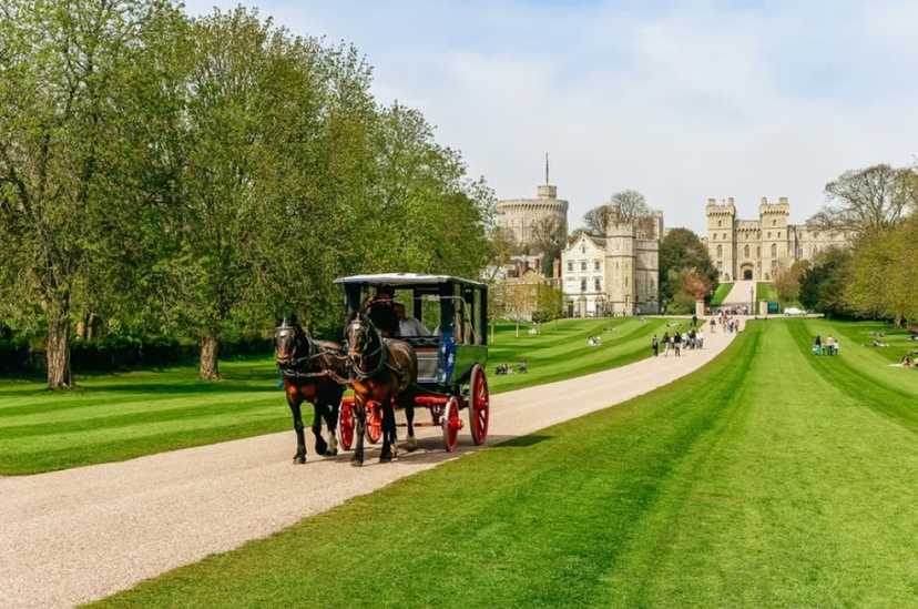 From London: Day Trip to Windsor, Stonehenge and the Roman Baths 4