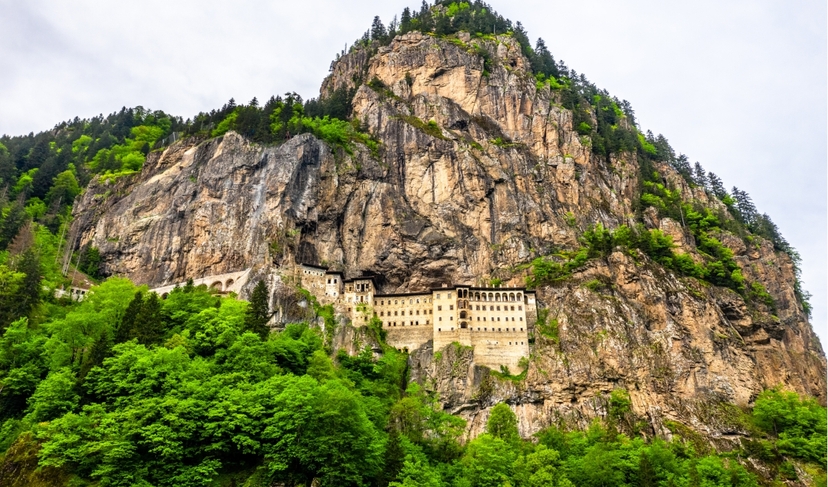 5 Day Guided Istanbul and Trabzon Tour: Bosphorus, Uzungöl & Sumela Monastery 2