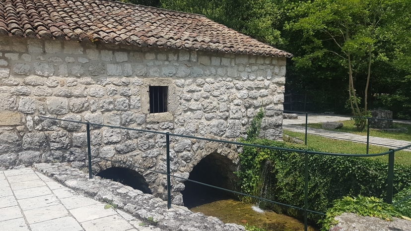 Konavle Valley and Falcon Fortress Half Day Tour with Lunch 4