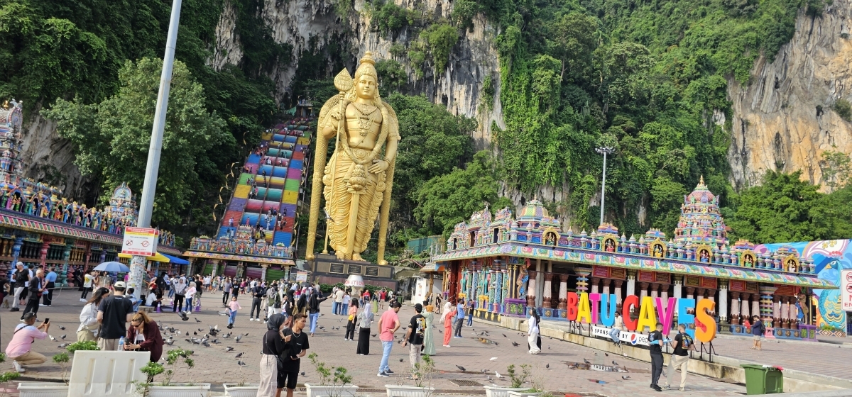P 14 4 in 1 Day Tour Kuala Lumpur City Highlights - Batu Caves- Little India & Chinatown 1