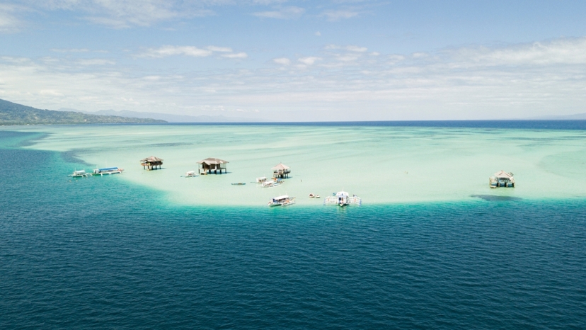 Dumaguete: Manjuyod sandbar with dolphin watching 3