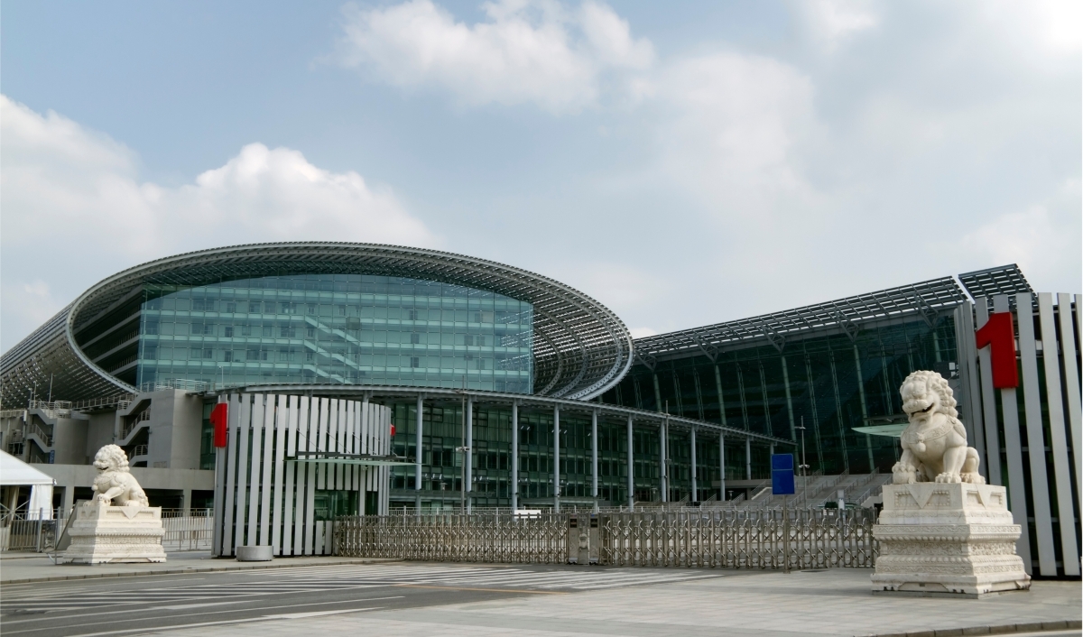 8 Day 7 Night Guangzhou 3 Night Hong Kong Tour 1