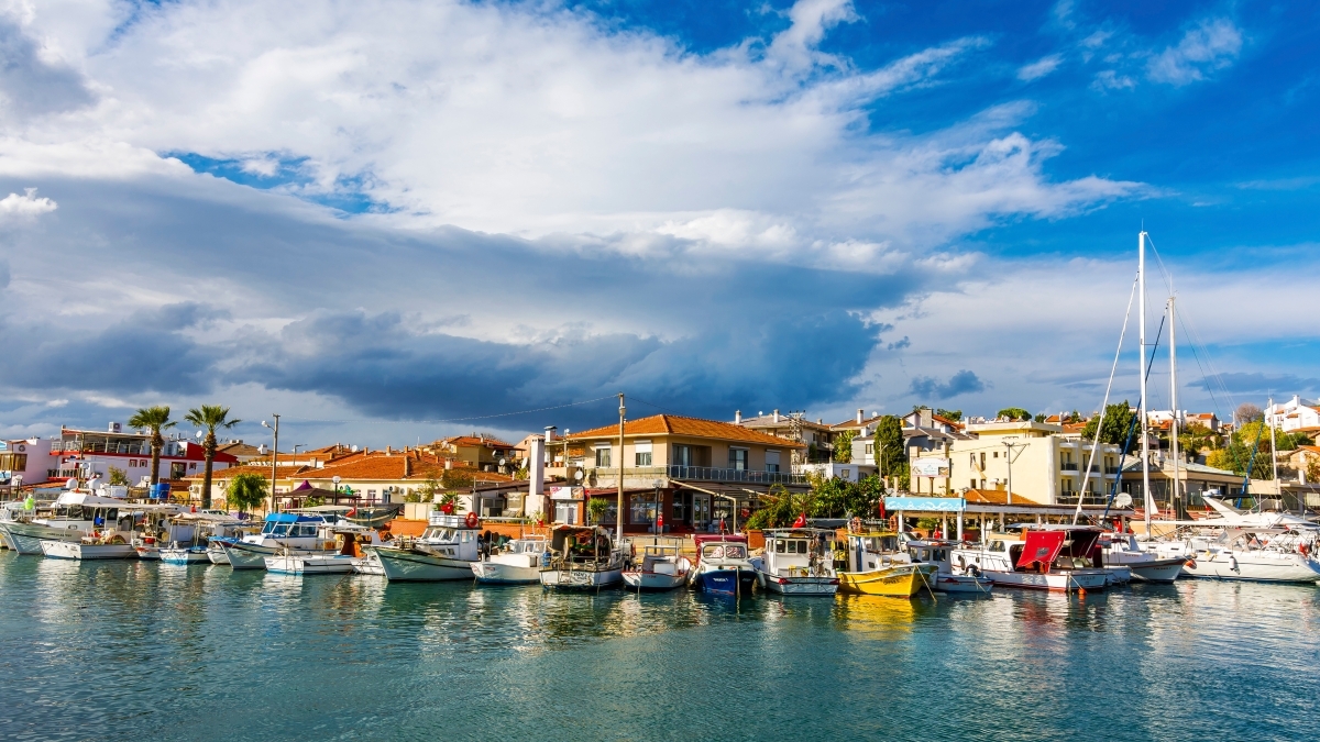 Cesme, Alacati & Izmir Private Tour with Wine Tasting & Turkish Lunch 1