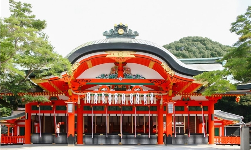 Kyoto Heritage Tour: Arashiyama, Fushimi Inari & Kiyomizu-dera on Luxury Coach 2