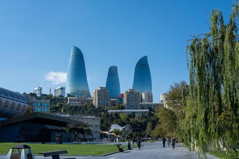 4-Day Azerbaijan Highlights Tour: Baku, Gobustan & Absheron 4