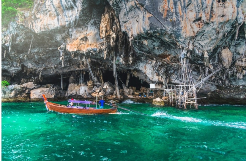 Phi Phi and Bamboo Island By Speedboat (from Krabi) 4
