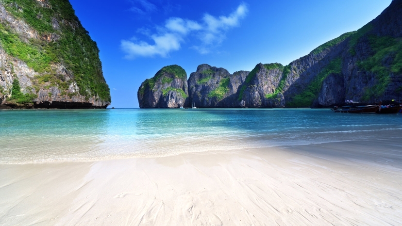 Phuket + Phi Phi Island 3Day Fullboard package  2