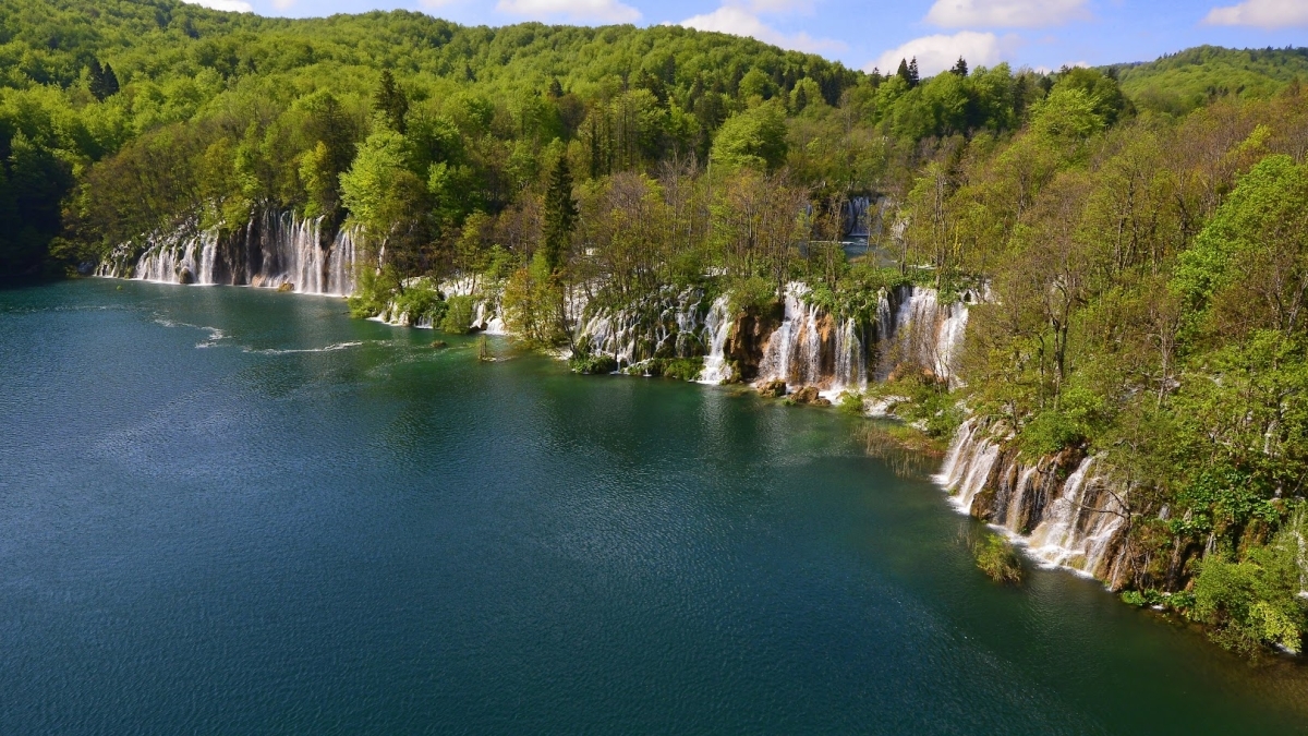 From Split or Trogir: Plitvice Lakes Trip with Entry Ticket 1