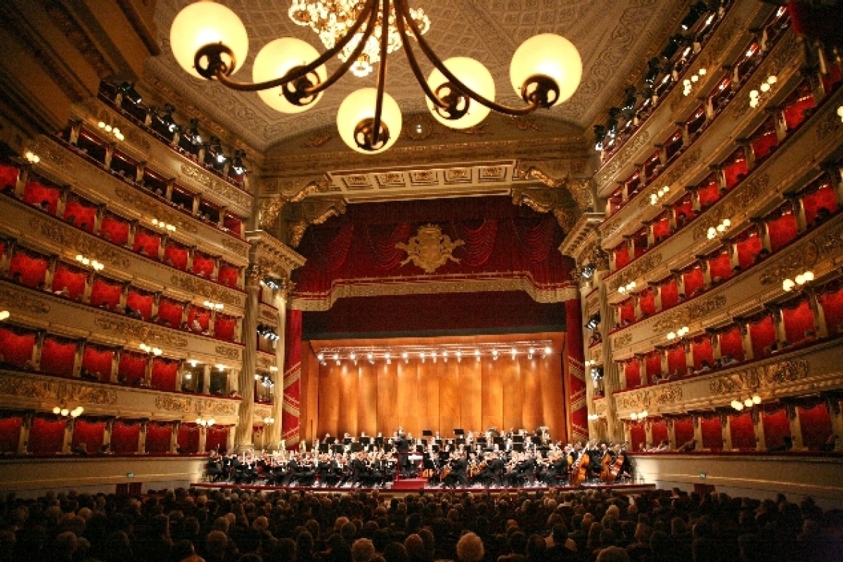 Guided tour of the La Scala Museum and La Scala Opera House in Milan in Spanish 1