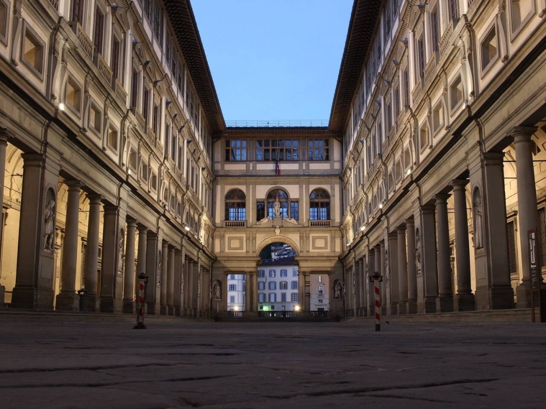 Uffizi Galleries in Florence: Ticket Reserved Entrance 1