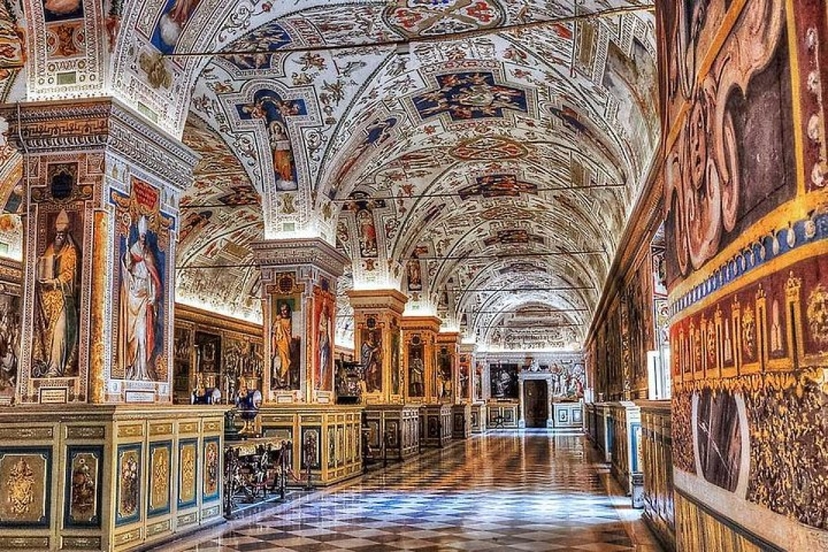 Rome: reserved entrance: Vatican Museums and Sistine Chapel 2