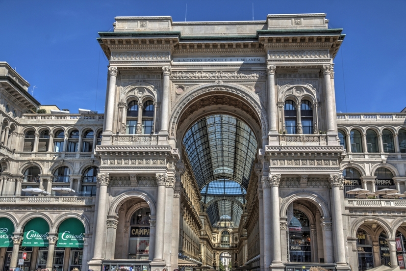 A day in Milan: Round trip train ticket from Venice & Hop On Hop Off Milan 3