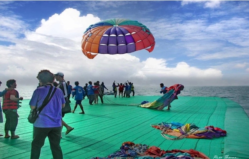 Pattaya-Koh Larn: Speed boat-Sea Walker-Parasailing-Banana Boat-Snorkel-ling-lunch 4
