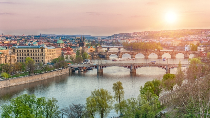 Prague in One Day: Private 8-Hour Tour with Lunch & Top Monuments 2