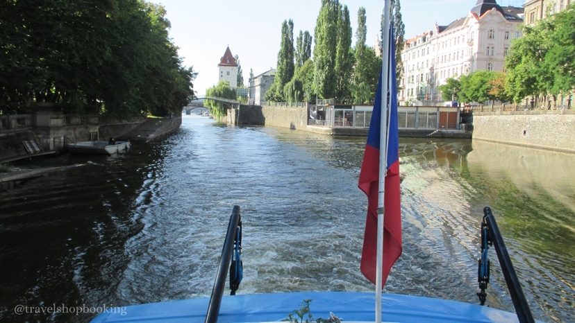 Prague Historical River Cruise on the Vltava River 3