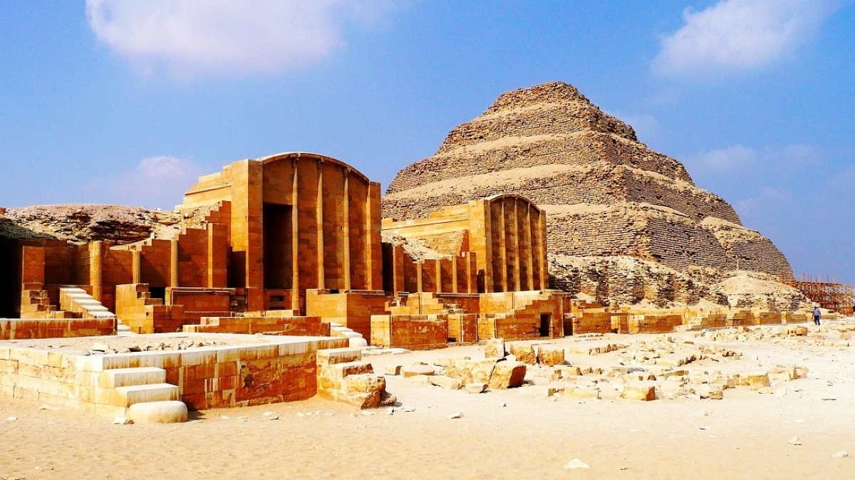 Half Day Tour: Saqqara Step Pyramid of Djoser and Memphis