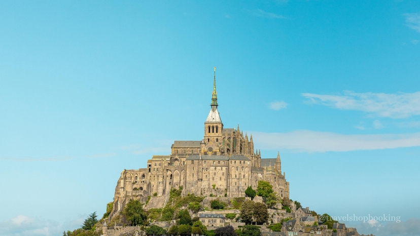 2 Day Trip to Normandy, Saint Malo & Mont Saint Michel from Paris 3