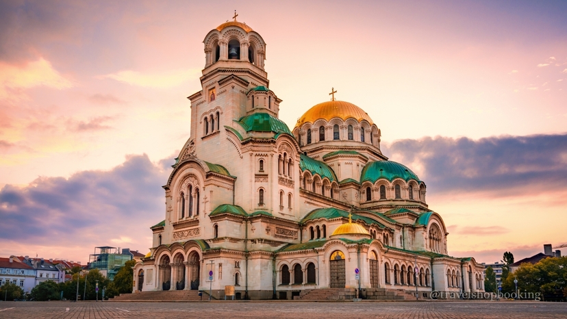 13 Day Balkan Grand Discovery Tour: Romania, Bulgaria, North Macedonia, Albania, Montenegro, Bosnia & Herzegovina, Croatia & Slovenia 3