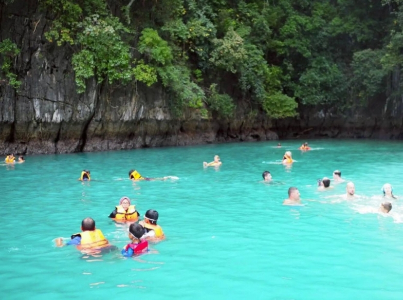 Krabi : Phi Phi Island, Maya Bay, Bamboo Island by Speedboat 2