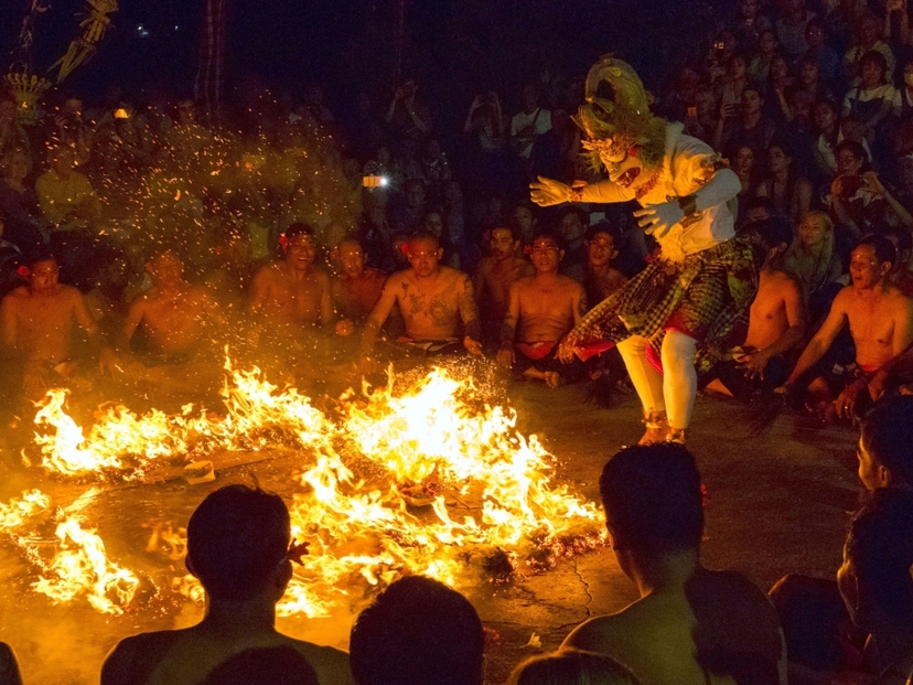 Uluwatu Sunset Tour with Kecak Dance & Jimbaran Seafood Dinner 4