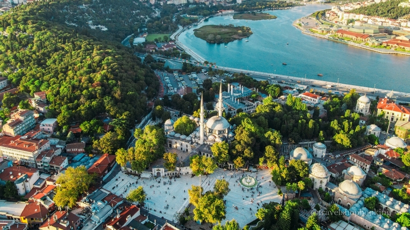4 Days Umrah Tour Istanbul 4