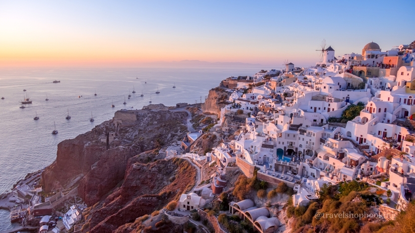 Paros, Naxos & Santorini Island Hopping Tour – 7 Days | Guided Cyclades Discovery 3