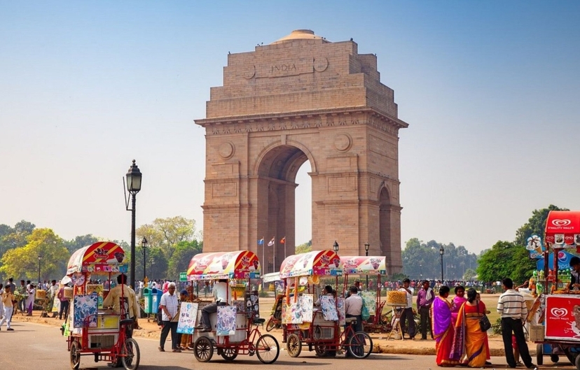 Golden Triangle Tour with Varanasi 2