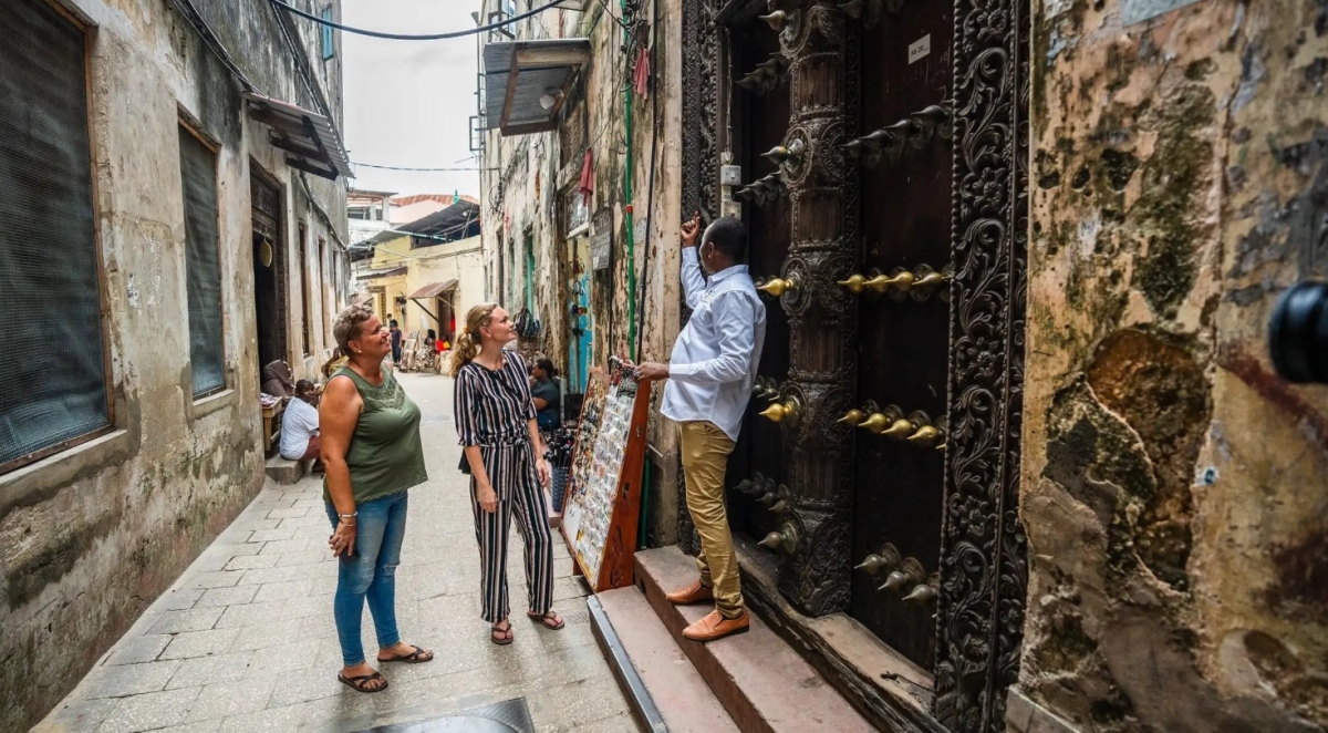 Zanzibar: Stone Town Historical Cultural Walking Guided Tour - No Transfer 2