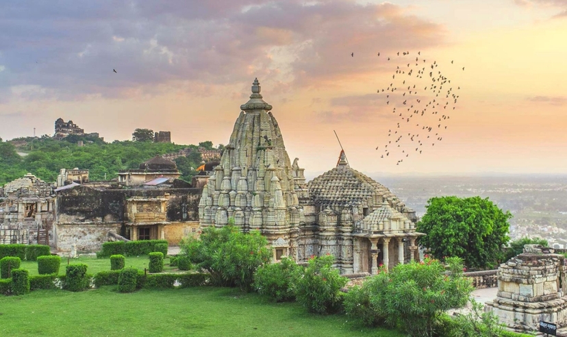 Rajasthan Grand Forts & Palaces Tour 3