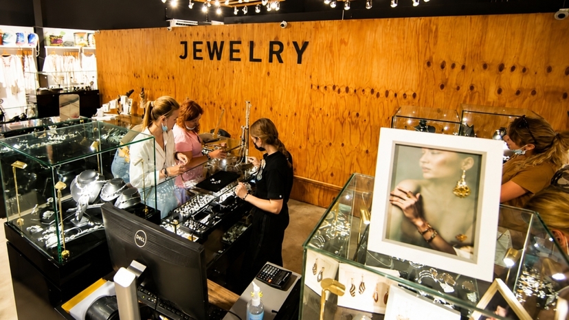 Punta Cana: Souvenir Shopping & Rum Tasting Tour 3