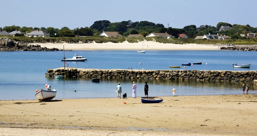 Guernsey: Half-Day Small-Group Coastal Highlights Tour 3