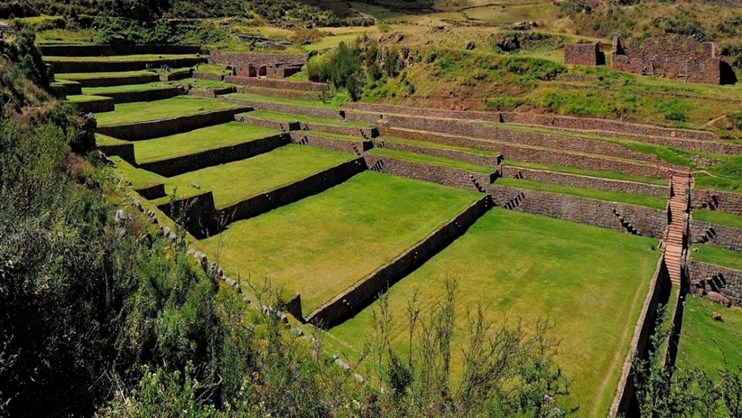 Half-Day South Valley of Cusco: Tipón, Pikillacta & Andahuaylillas 3
