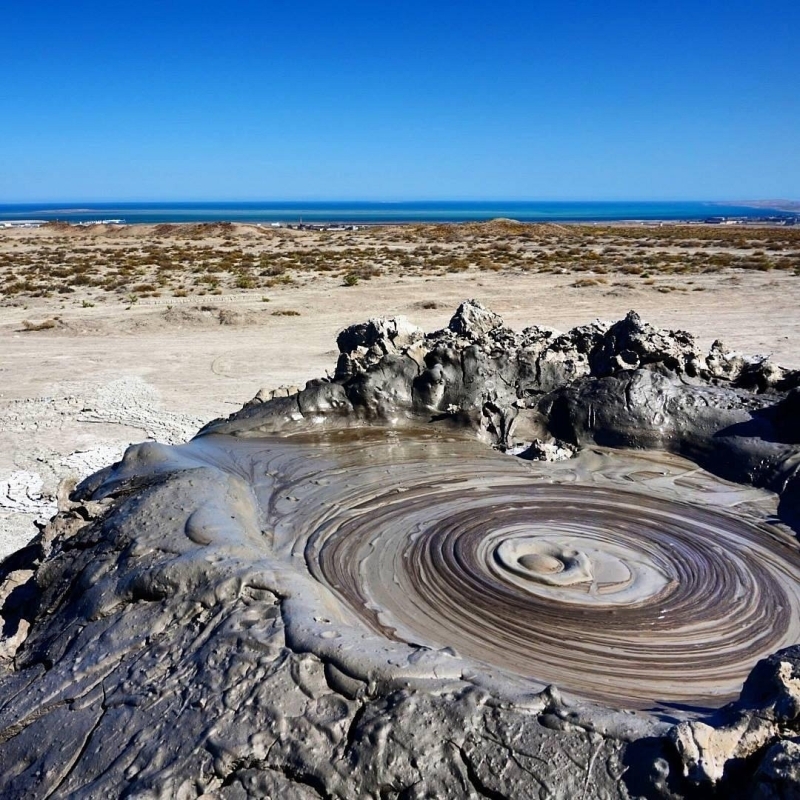Gobustan UNESCO Rock Art & Mud Volcanoes Private Day Tour from Baku 3