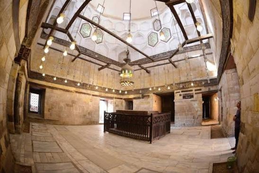 Al-Muizz Street: A Journey Through the Heart of Medieval Cairo 4